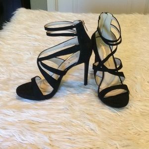 JESSICA SIMPSON BLACK HEELS